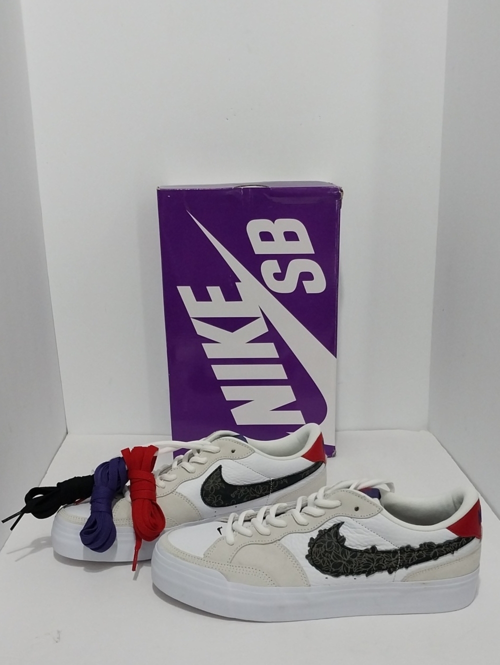 Nike SB Zoom Pogo Plus Sneakers, NEW, Size 10